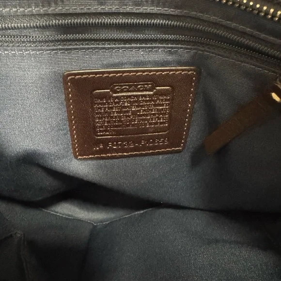 Coach 2007 Legacy Handbag - Picture 11 of 15